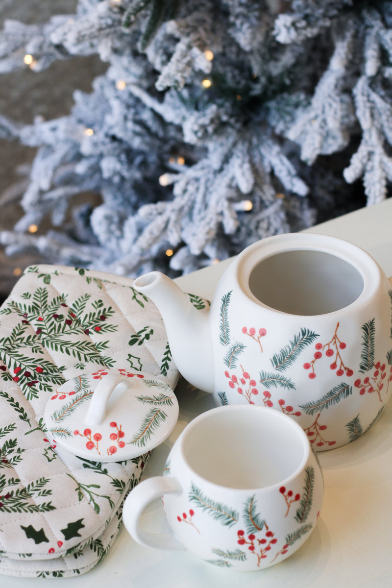 Pine & Berries Teapot