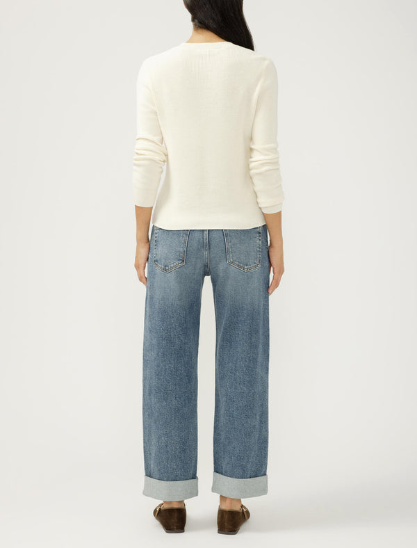 Relaxed Straight Leg F25