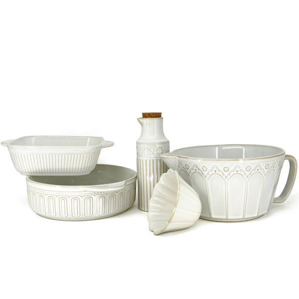 Petite Four Round Baker