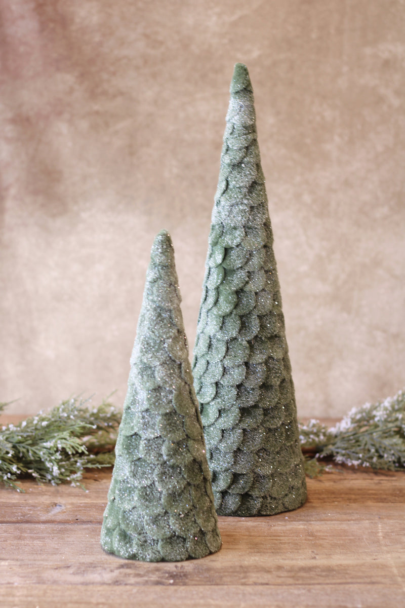 Scalloped Felt Cone Tree