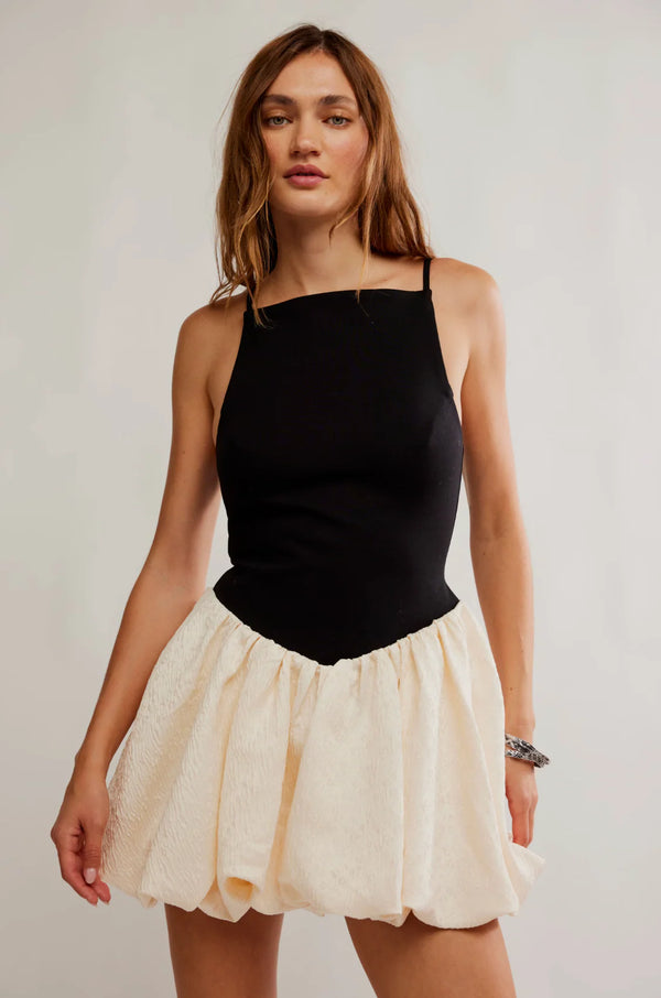 Tinsel Kiss Mini-Black