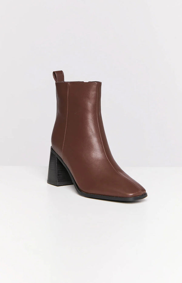 Svea Boot
