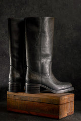 Miranda 14 Tall-Black