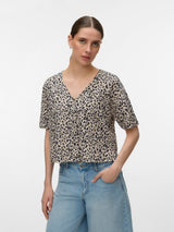 Milo 2/4 V-neck Shirt