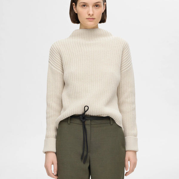 Selma Funnel Neck