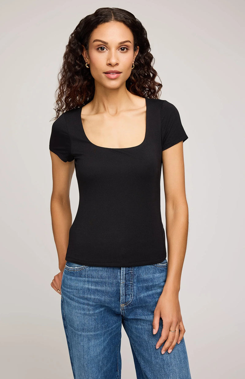 Fiora Tee