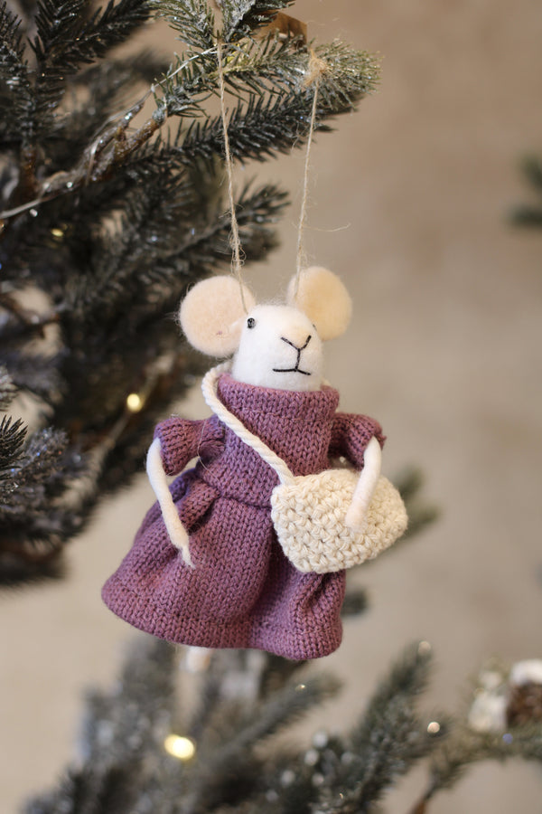 Craft Fair Carla Mouse