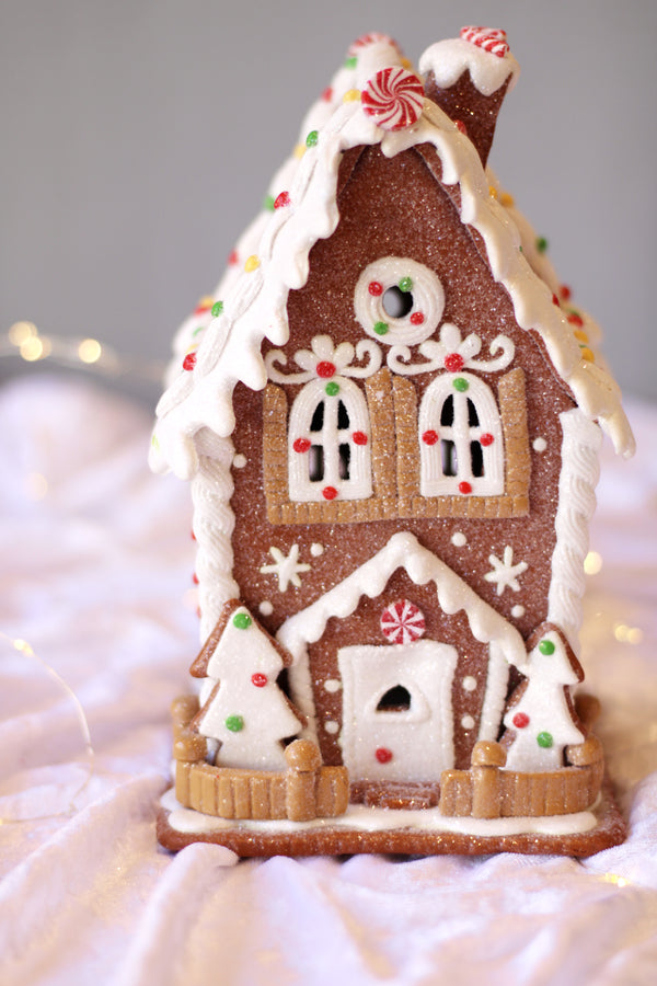 Gingerbread Cottage