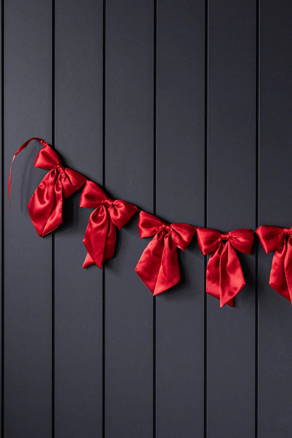 Velvet Bow Garland