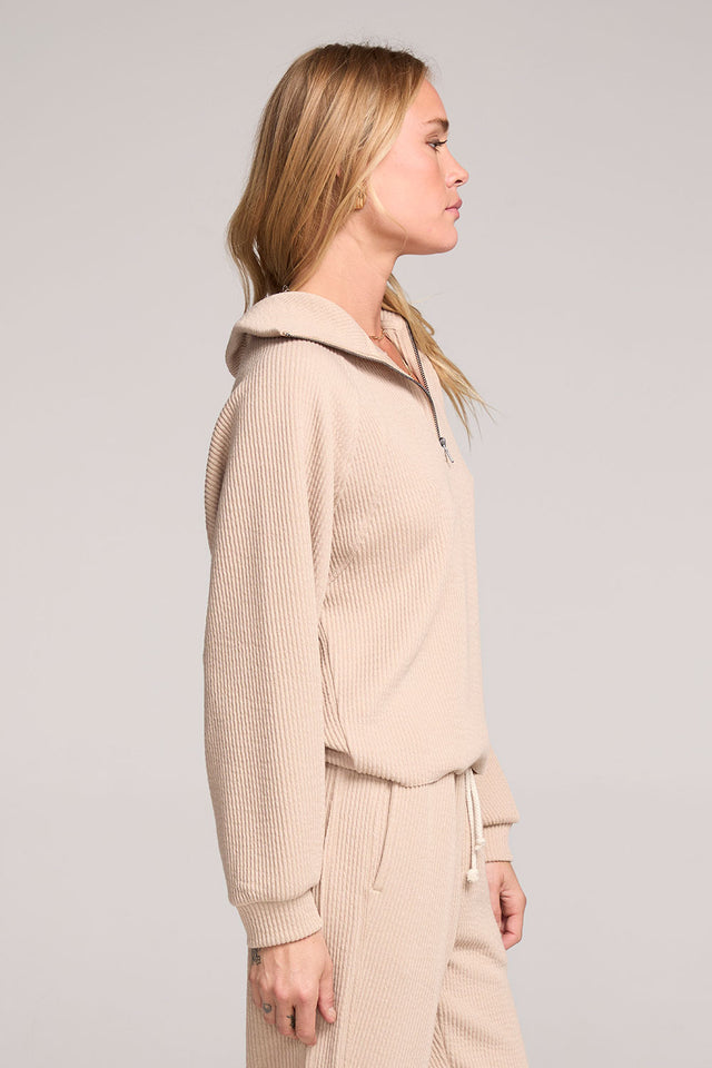 Half Zip Raglan F25