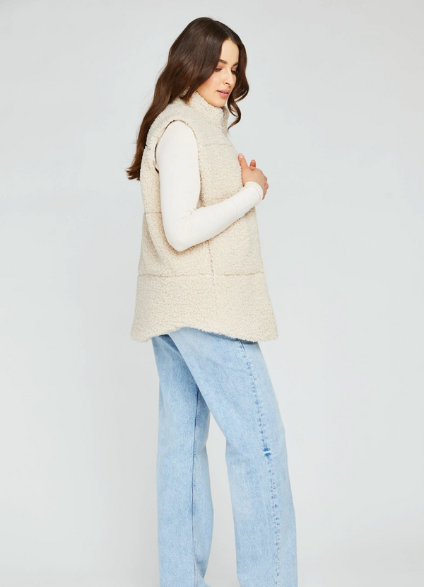 Darcy Vest