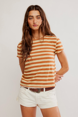 Nora Tee