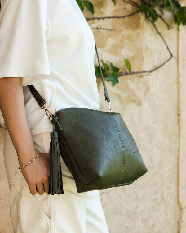 Daisy Crossbody F25