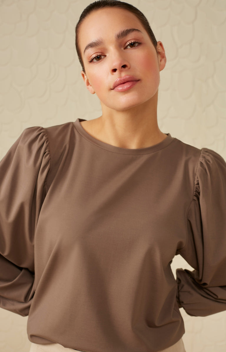 Boatneck Top w/Puff Sleeve